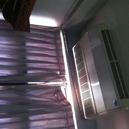 White Orchid Inn I Bangkok Luaran gambar