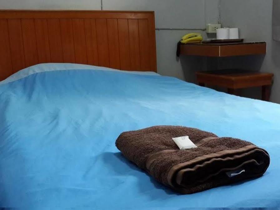 White Orchid Inn I Bangkok Luaran gambar