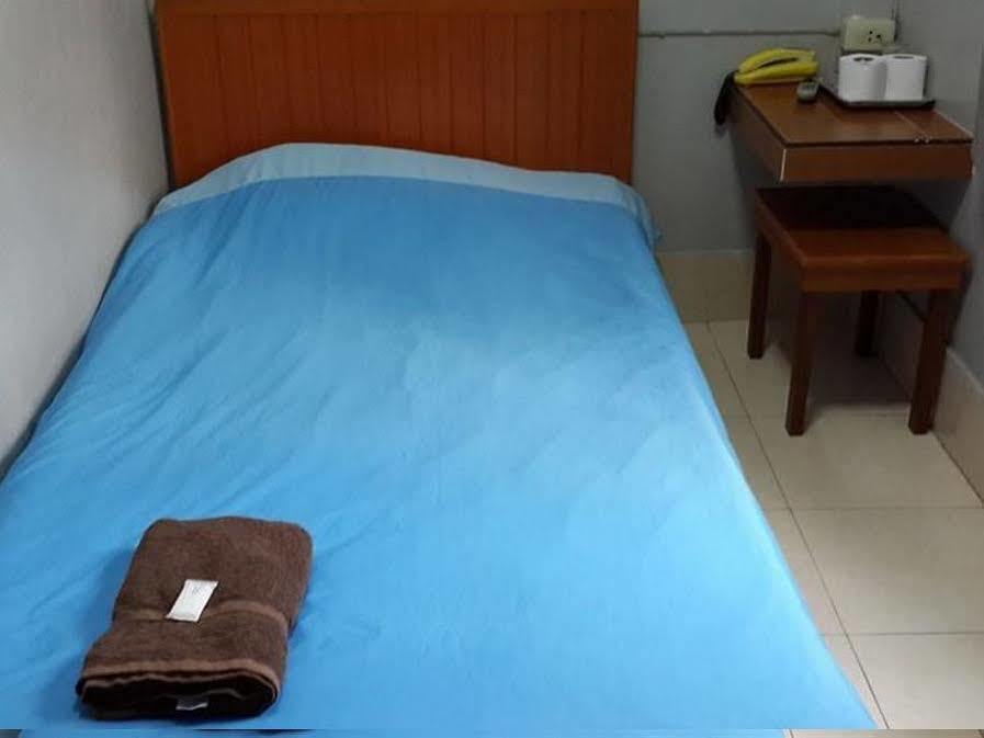 White Orchid Inn I Bangkok Luaran gambar